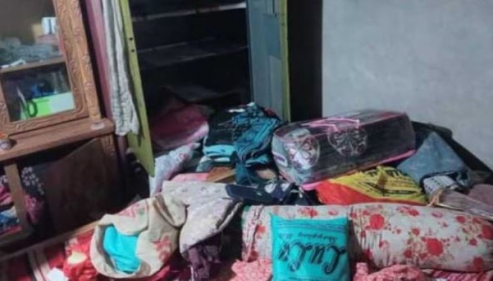 চট্টগ্রামে অস্ত্রের মুখে ৩ ঘরে ডাকাতি