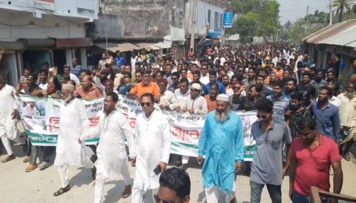 বাগেরহাটে উপজেলা বিএনপির আহ্বায়কের বহিষ্কারের দাবিতে বিক্ষোভ