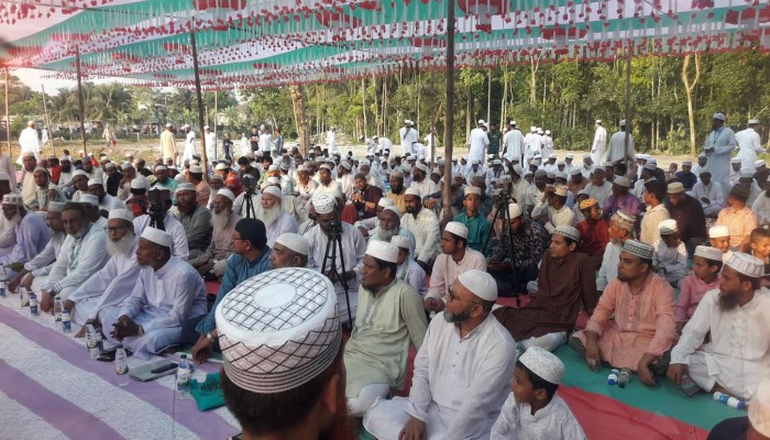 ​মঠবাড়িয়ায় মারকাযুল হুদা ইসলামী কমপ্লেক্স কাজের শুভ উদ্বোধন মঠবাড়িয়া