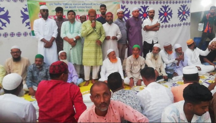 বিএনপির চেয়ারপার্সন বেগম খালেদা জিয়ার ময়মনসিংহের ভালুকায় ইফতার ও দোয়া মাহফিল অনুষ্ঠিত