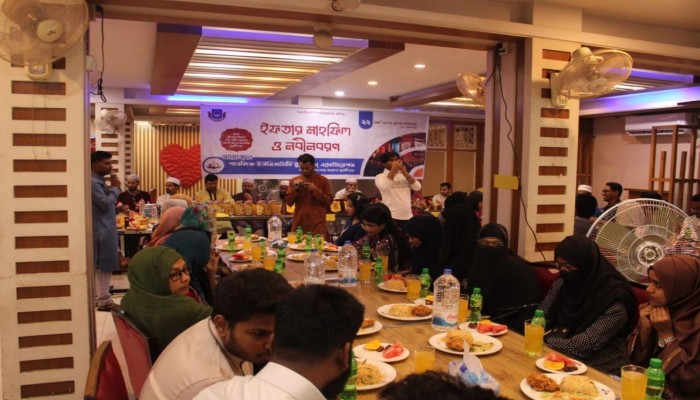পাবলিক ইউনিভার্সিটি স্টুডেন্টস এসোসিয়েশন অব গভ. হরগঙ্গা কলেজের আয়োজনে ইফতার মাহফিল অনুষ্ঠিত