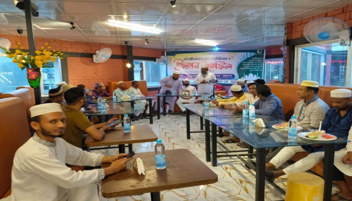 মাদারীপুরের কালকিনিতে সাংবাদিকদের সাথে বিশিষ্ট সমাজসেবক এম হাসান জামান খানের মত‌বি‌নিময় ও ইফতার মাহফিল অনুষ্ঠিত