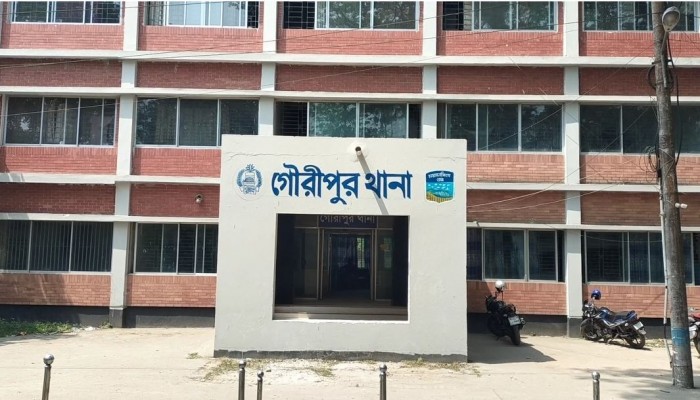 গৌরীপুরে কাভার্ডভ্যান ও ইজিবাইকের সংঘর্ষে নিহত চার