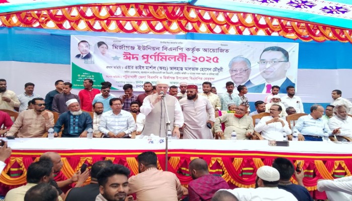 আমরা শেখ হাসিনা মার্কা নির্বাচন চাই না : আলতাফ হোসেন চৌধুরী