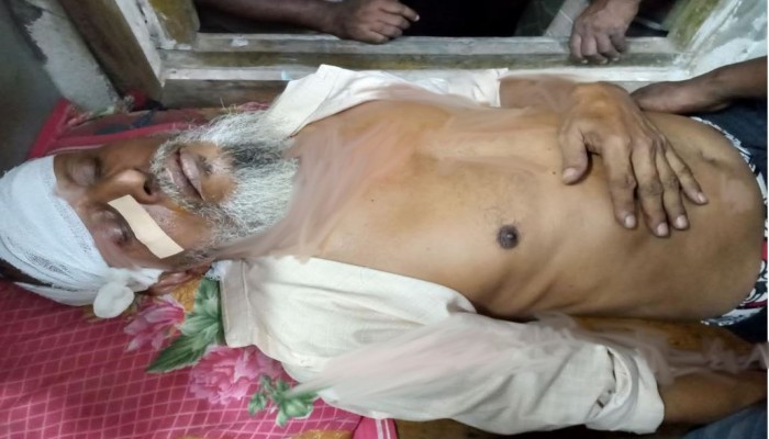 মঠবাড়িয়ায় বিএনপি নেতার উপর হামলার প্রতিবাদে মিছিল সমাবেশ