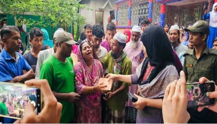 ব্রাহ্মণপাড়ায় পানিতে ডুবে ২ শিশু মৃত্যু ঘটনায় প্রশাসনের নগদ অর্থ সহায়তা প্রদান