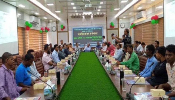 শীতল পাটি শিল্প কে বাচিঁয়ে রাখার জন্য সকল ধরনের সহযোগিতার আশ্বাস সুনামগঞ্জের জেলা প্রশাসকের।