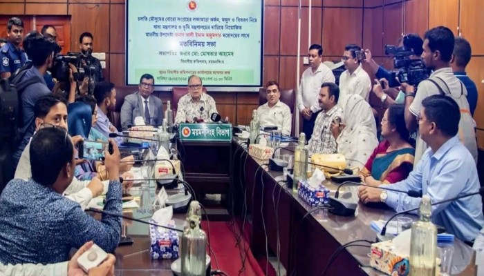 ময়মনসিংহ বিভাগের বোরো মৌসুমে ধান চাল সংগ্রহ সন্তোষজনক - খাদ্য উপদেষ্টা