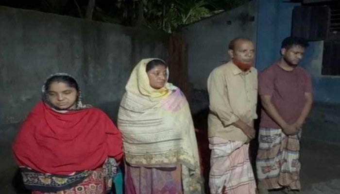 নাটোরে সেনাবাহিনীর অভিযানে দেশীয় মদ উদ্ধার, গ্রেপ্তার ৫