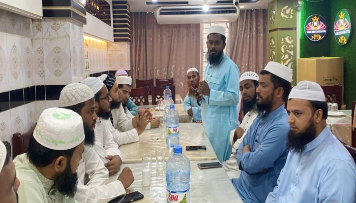 ফেনী সাহিত্য সংসদ-এর আত্মপ্রকাশ আহবায়ক কাজি সিকান্দার, সদস্য সচিব আবু বকর ছিদ্দিক