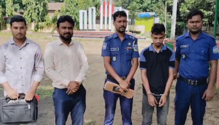 নালিতাবাড়ীতে ভ্রাম্যমান আদালতে মাদক কারবারিকে ৩ মাসের কারাদন্ড ও জরিমানা।