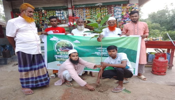 মুধুপুরে নবজাগরণ সমাজ সেবা সংঘ সপ্তাহব্যাপী বৃক্ষরোপণ অভিযান