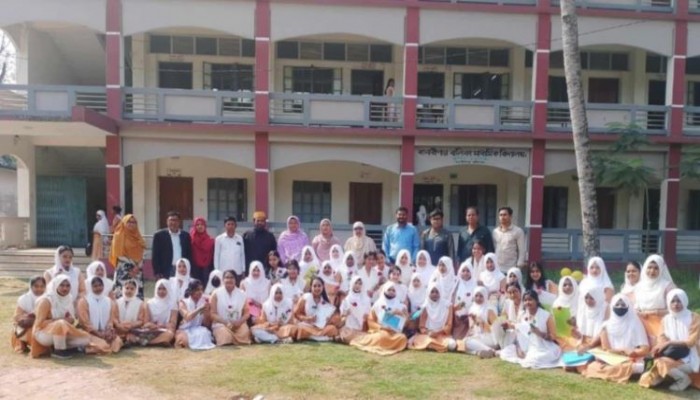 বানারীপাড়া বালিকা বিদ্যালয় এসএসির ফলাফলে এবারও সেরা