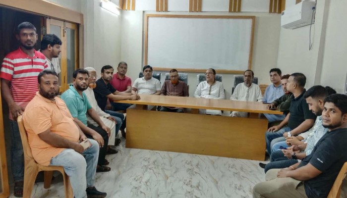 দিনভর গণসংযোগ ও বিএনপি'র অফিস পরিদর্শন করেন হাজী জসিম উদ্দিন জসিম