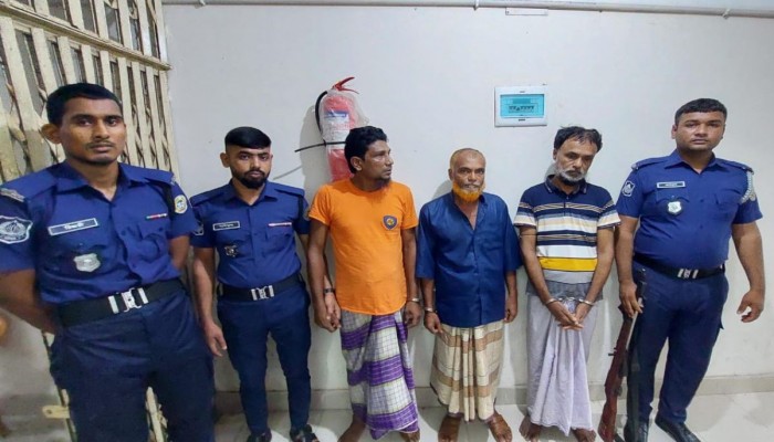 পটুয়াখালীতে ব্যবসায়িক দ্বন্দ্বে নৃশংস হত্যা: ৪ জন গ্রেফতার