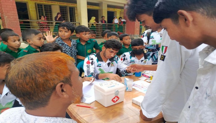 নালিতাবাড়ীতে Save Nalitabari & People এর উদ্যোগে ফ্রি মেডিকেল ক্যাম্পেইন অনুষ্ঠিত।