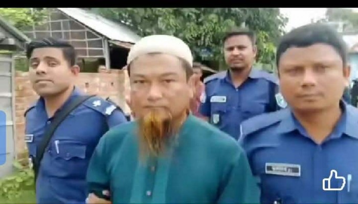 ‎বদরগঞ্জে পরীক্ষা কেন্দ্রে নকল সরবাহ করায় এক শিক্ষক আটক