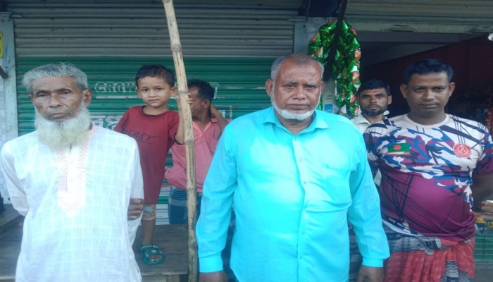 কয়রায় কার্যক্রম নিষিদ্ধ আওয়ামী লীগের নেতার পদত্যাগ