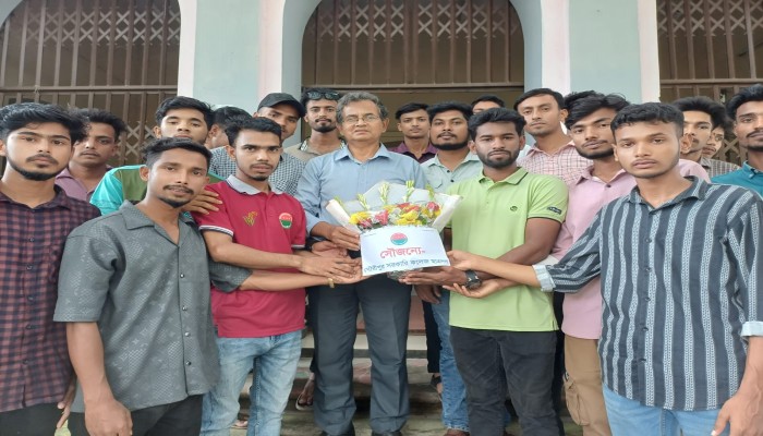 গৌরীপুর সরকারি কলেজের অধ্যক্ষের সাথে ছাত্রদলের নবগঠিত কমিটির সৌজন্য সাক্ষাৎ