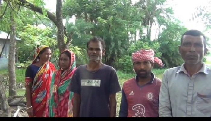 কয়রায় জোরপূর্বক জমি দখলের চেষ্টার অভিযোগ