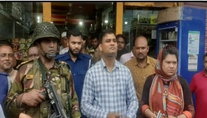 কটিয়াদীতে ভ্রাম্যমান আদালতের অভিযানে ১৫ টি ব্যবসা প্রতিষ্ঠানকে ৪৪ হাজার টাকা জরিমানা