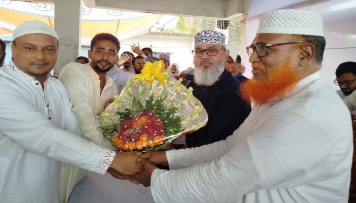 পিরোজপুরে জামায়াতে যোগ দিলেন বিএনপি ও জাতীয় পা‌র্টির প্রায় ৫০ নেতাকর্মী