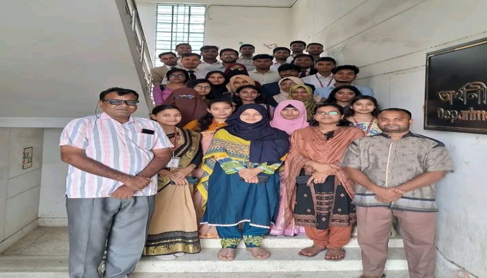 রবি'র বাংলা বিভাগের ২০-২১ সেশনের নির্ধারিত সময়ের আগেই স্নাতক শেষ হওয়াতে উচ্ছ্বাস প্রকাশ শিক্ষার্থীদের।
