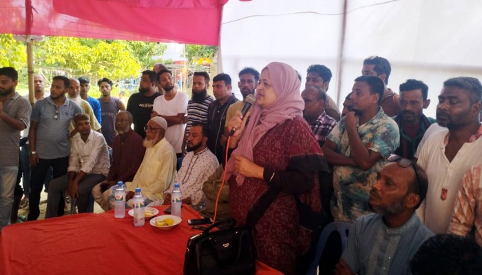 ওসমানীনগরে পূজা মন্ডপ পরির্দশন" বাংলাদেশে মাইনরিটি বলতে কিছু নেই : লুনা