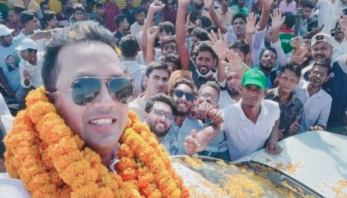 বানারীপাড়ায় ছাত্রদলের সাবেক কেন্দ্রীয় সাধারণ সম্পাদক সাইফ মাহমুদ জুয়েলকে গণসংবর্ধনা