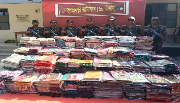 সুলতানপুর ব্যাটালিয়ন কর্তৃক আড়াই কোটি টাকার ভারতীয় অবৈধ পণ্য জব্দ