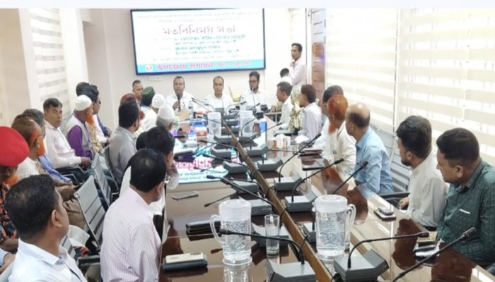 গলাচিপায় জেলা প্রশাসকের মতবিনিময় সভা
