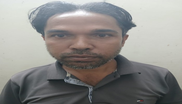 বদরগঞ্জে চাঁদাবাজী মামলায় কৃষক দলের নেতা গ্রেফতার।