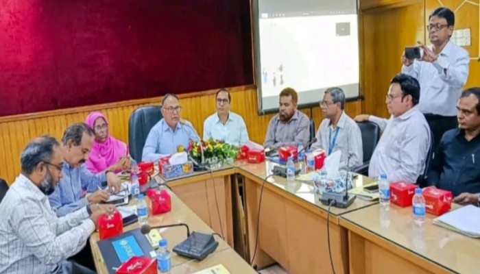 টিকাদানে শতভাগ সফলতার জন্য আপনাদের প্রচার খুবই গুরুত্বপূর্ণ- সাংবাদিকদের প্রতি প্রধান অতিথি