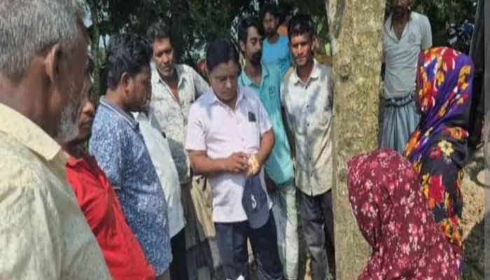 তানোরে অগ্নিকান্ডে ক্ষতিগ্রস্ত পরিবারের পাশে বিএনপি নেতা হযরত আলী