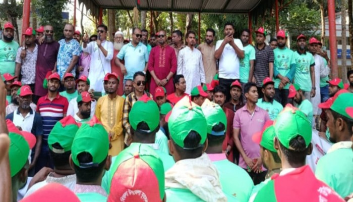 হিজলা উপজেলায় জাতীয়তাবাদী যুবদলের ৪৭ তম প্রতিষ্ঠাবার্ষিকীতে বর্ণাঢ্য র‌্যালী ও সমাবেশ।