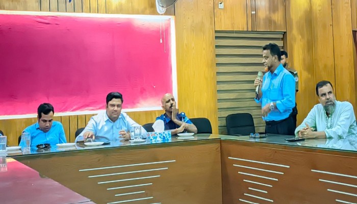 নেত্রকোণা জেলা প্রশাসক গোল্ড কাপ উপলক্ষে কেন্দুয়ায় আলোচনা সভা অনুষ্ঠিত