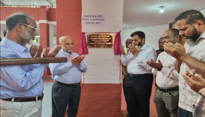 বাকৃবিতে জিমনেসিয়াম সংস্কার ও মাল্টিজিমের উদ্বোধন