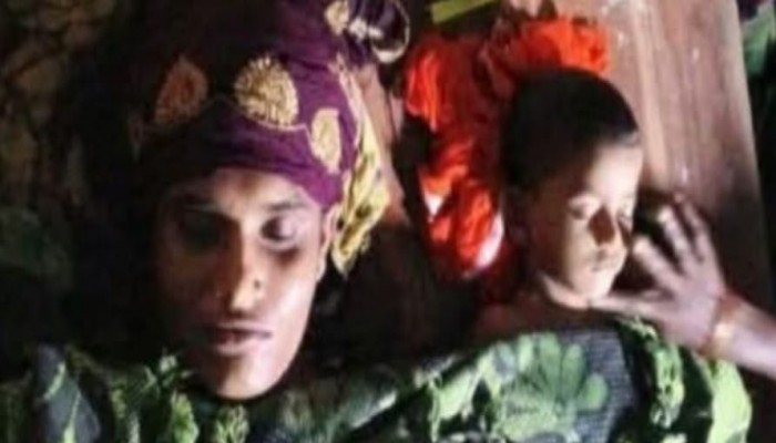 দৌলতপুরে নিজ বাড়ি থেকে গৃহবধূ ও তার আড়াই বছরের মেয়ের লাশ উদ্ধার