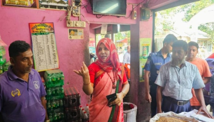ব্রাহ্মণপাড়ায় ভ্রাম্যমাণ আদালতের মাধ্যমে জরিমানা আদায়