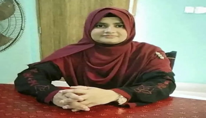 পাতায় কুয়াশার মেঘ