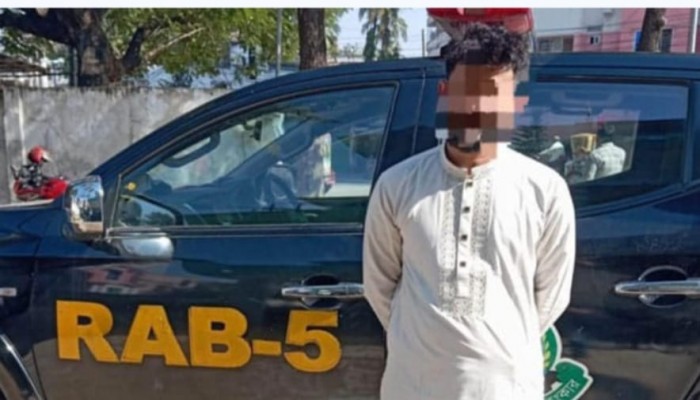 রাজশাহীতে ফেসবুক হ্যাকার গ্রেপ্তার