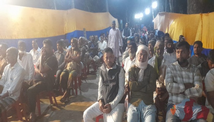 বোয়ালখালী পোপাদিয়া ৩নং ওয়ার্ড় বিএনপির উঠান বৈঠক ধানের শীষে ভোট দেয়ার আহ্বান