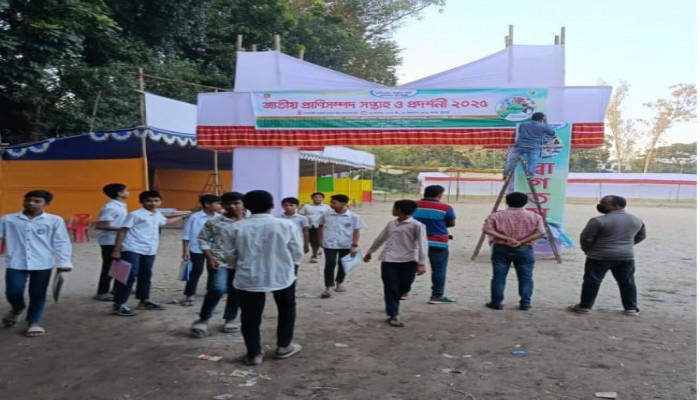 ​বোয়ালখালীতে পরীক্ষা ও মেলা একসাথে ক্ষুব্ধ অভিভাবকরা