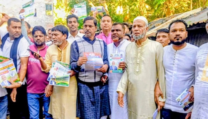 ​বোয়ালখালী শাকপুরা ১ ও ২ ওয়ার্ডে বিএনপির গণসংযোগ
