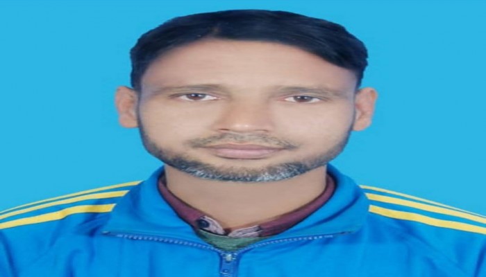 বদরগঞ্জে সাংবাদিক মনির শাহ নামে মিথ্যা মামলা প্রত্যাহারের দাবিতে মানববন্ধন