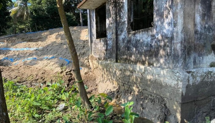 নদীভাঙনের হুমকিতে বাজার ও মসজিদ