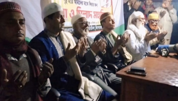 ‎দেশনেত্রীর সুস্থতা কামনায় জেলা তাঁতীদলের  দোয়া ও মিলাদ মাহফিল।