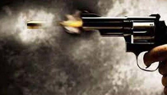 দৌলতপুরে এক ব্যক্তিকে গুলি করে হত্যা