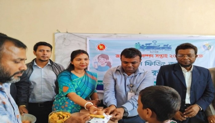 কাউখালীতে জাতীয় প্রাণী সম্পদ সপ্তাহ উপলক্ষে শিশু খাদ্য বিতরণ