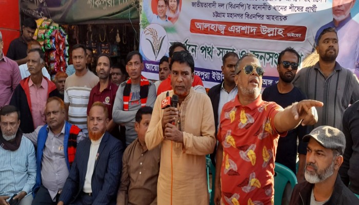 ​শাকপুরা ইউনিয়নে আজম ও সরওয়ার নেতৃত্বে এরশাদ উল্লাহ'র পথসভা মিছিল সহকারে যোগদান